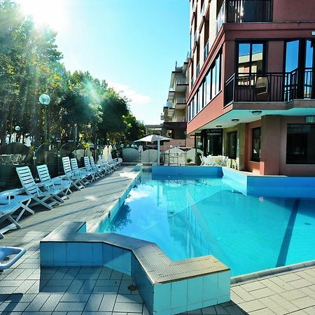 Hotel Apollo Cesenatico Esterno foto